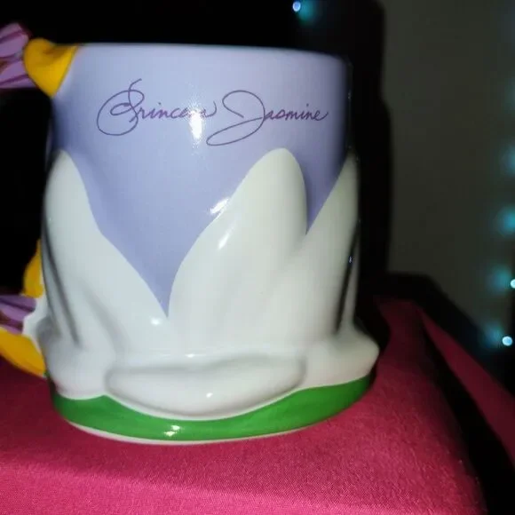 Disney Princess Jasmine Lotus Flower Magic Carpet Mugfairytale Collection - Picture 3 of 11